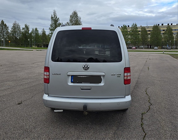 Volkswagen Caddy Maxi 5 of 5