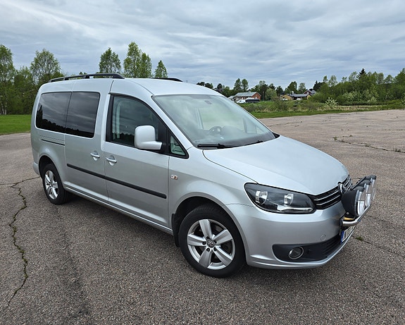 Volkswagen Caddy Maxi 2 of 5