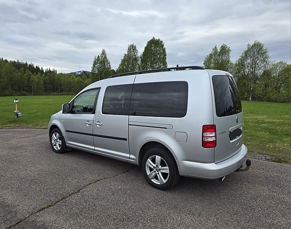 Volkswagen Caddy Maxi 8 of 8