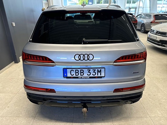 Audi Q7 6 of 26
