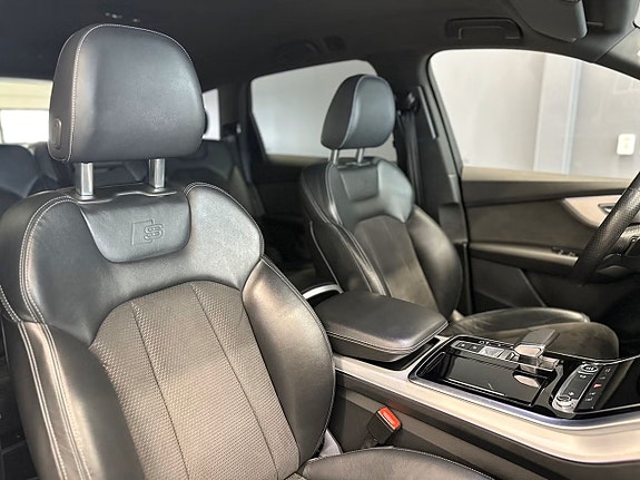 Audi Q7 17 of 26