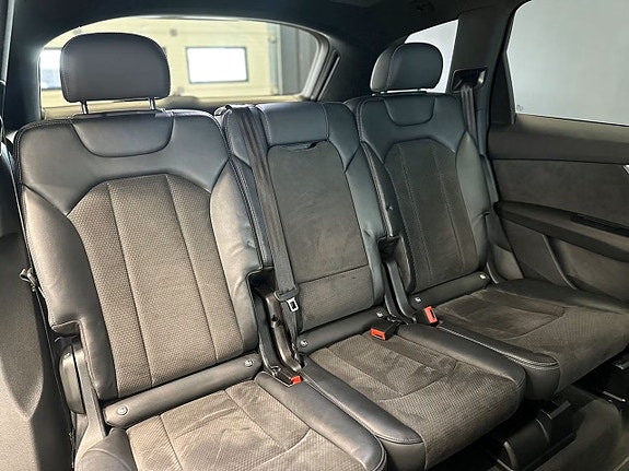 Audi Q7 25 of 26