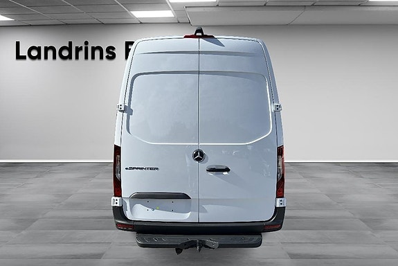 Mercedes-Benz eSprinter 420 5 of 14