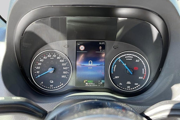 Mercedes-Benz eSprinter 420 10 of 14