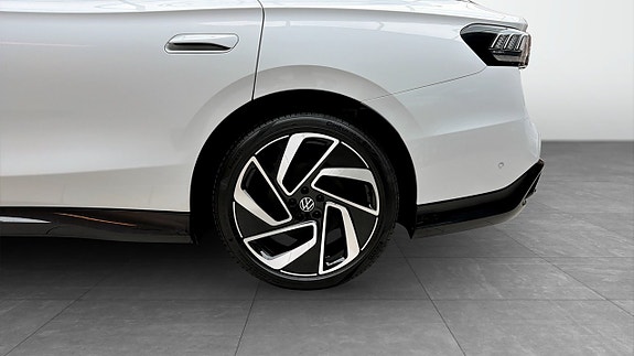 Volkswagen ID.7 6 of 15