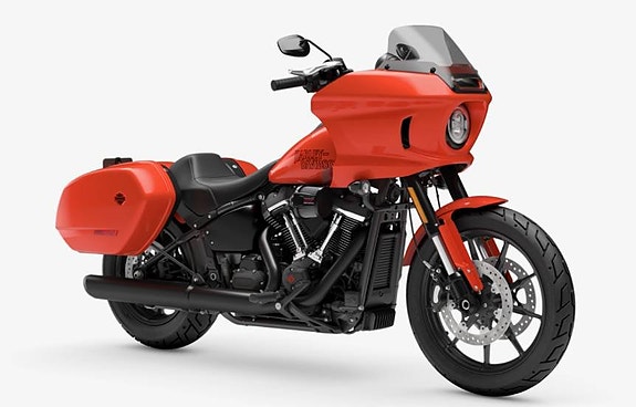 Harley-Davidson Lowrider ST 2 of 8