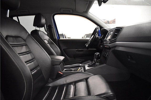 Volkswagen Amarok 12 of 20