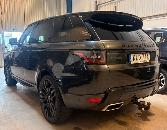 Land Rover Range Rover Sport 2 of 5