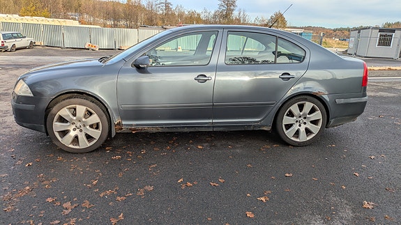 Skoda Octavia 3 of 5