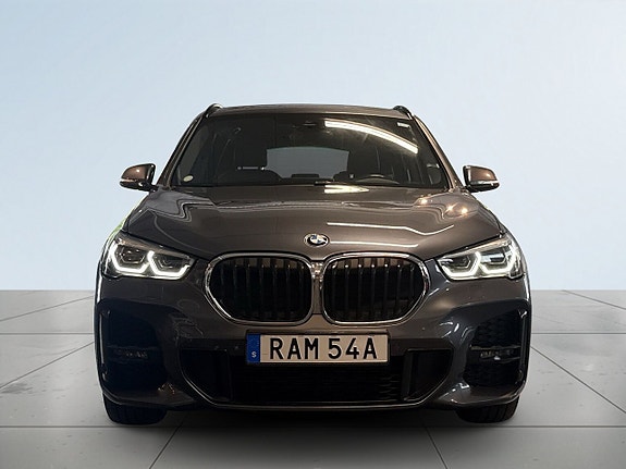 BMW X1 2 of 18