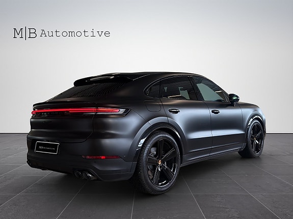 Porsche Cayenne 6 of 23