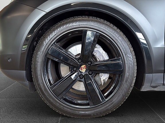 Porsche Cayenne 23 of 23