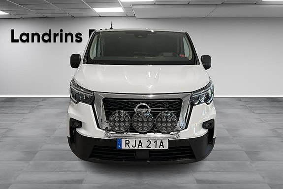 Nissan Primastar 2 of 5