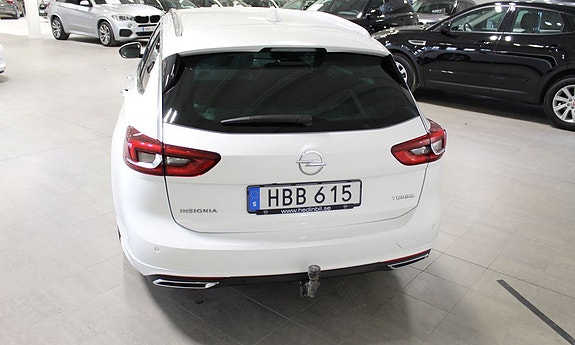Opel Insignia 3 of 5