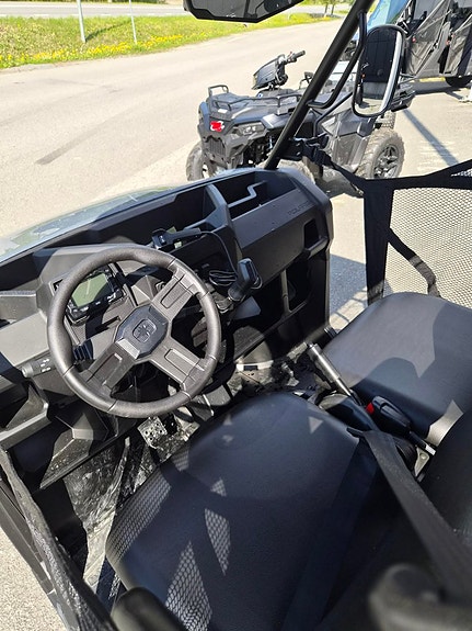 Polaris Ranger 500 -27 5 of 5