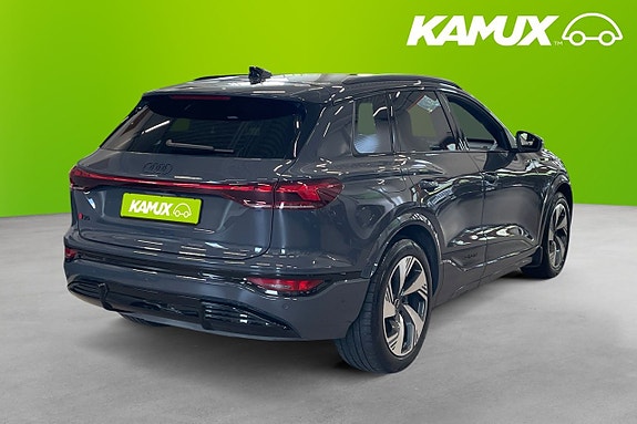 Audi Q6 e-tron 4 of 5