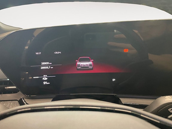 Audi Q6 e-tron 12 of 24