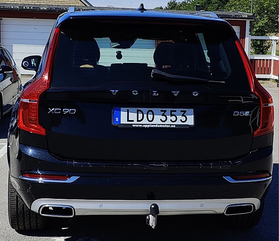 Volvo XC90 4 of 5