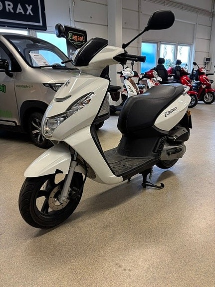 Peugeot Motocycles kisbee Endast gått 157 mil!
