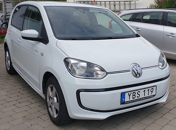 Volkswagen e-Up! 2 of 5