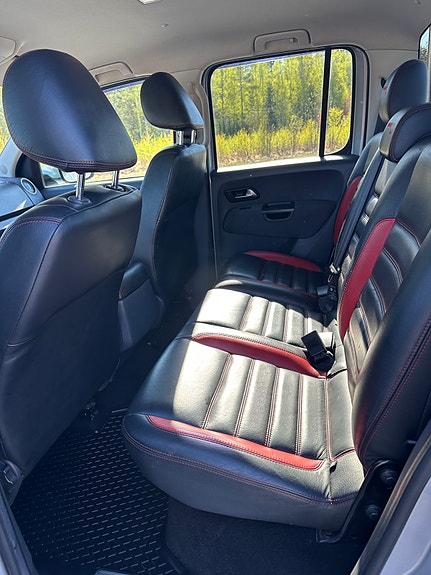 Volkswagen Amarok 4 of 5