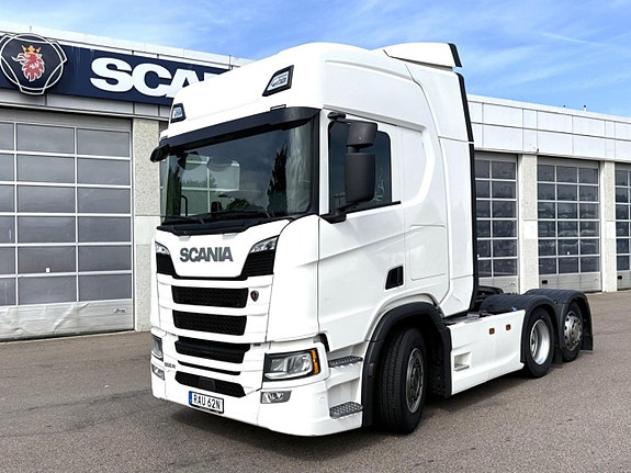 Scania R 500 A6x2NA Dragbil Boggi