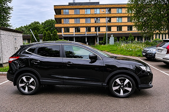 Nissan Qashqai 2 of 9
