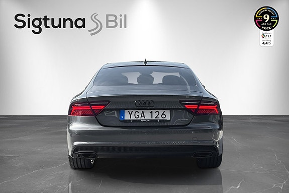 Audi A7 4 of 5