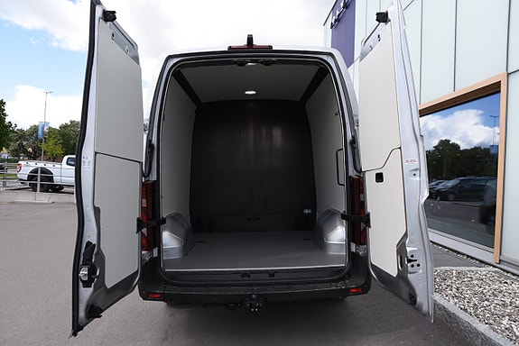 Renault Master 4 of 5
