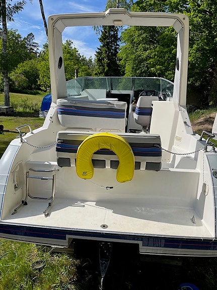 Unik Bayliner 2755 Ciera Sunbridge 1989 som endast gått 266 timmar. 11 of 13