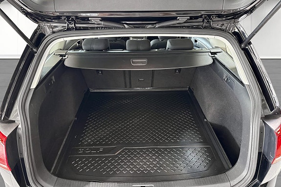 Volkswagen Golf I 6 of 17