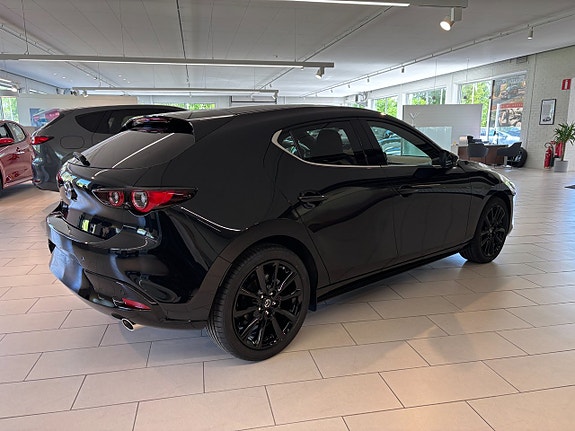 Mazda 3 5 of 5