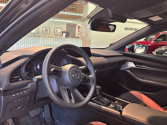 Mazda 3 10 of 23