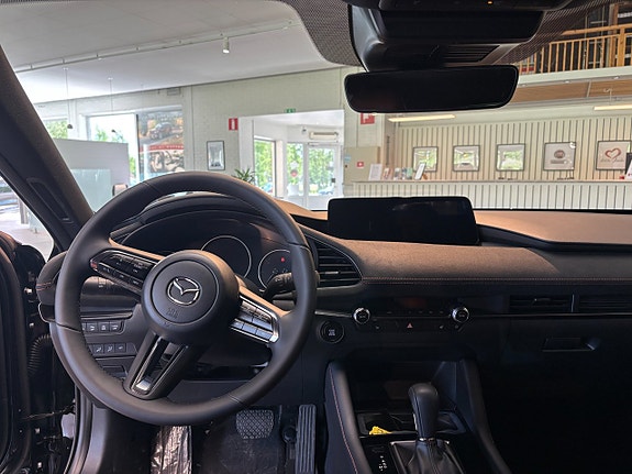 Mazda 3 8 of 23