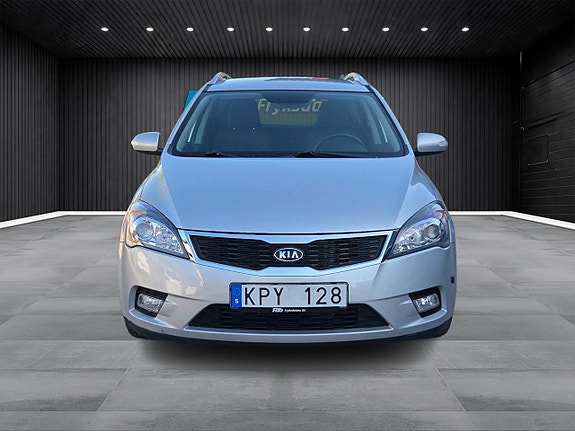 Kia Ceed 8 of 16