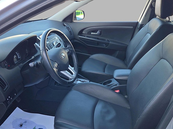 Kia Ceed 9 of 16