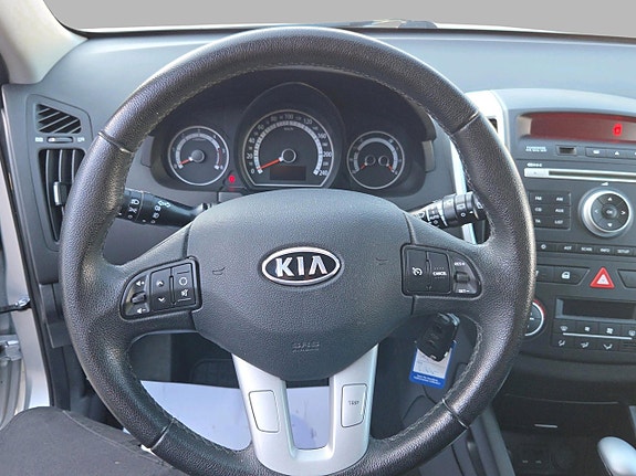 Kia Ceed 10 of 16