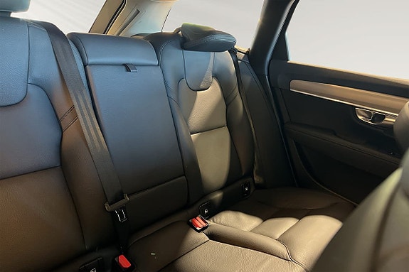 Volvo V90 12 of 26