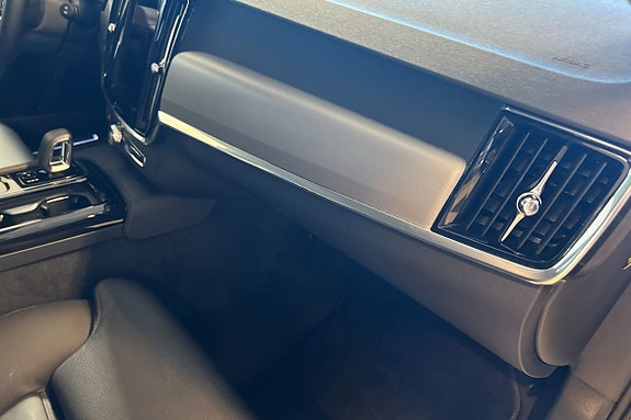 Volvo V90 16 of 25