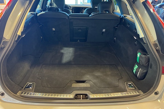 Volvo V90 14 of 25