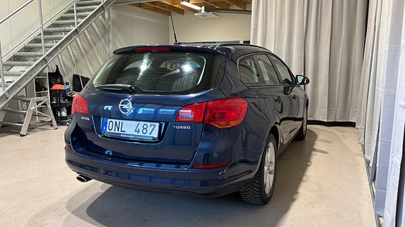 Opel Astra 5 of 5