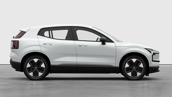 Volvo EX30 5 of 11
