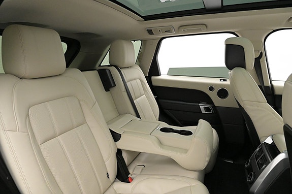 Land Rover Range Rover Sport 21 of 27