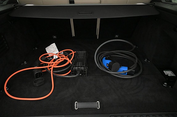 Land Rover Range Rover Sport 23 of 27