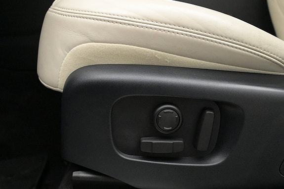 Land Rover Range Rover Sport 13 of 27