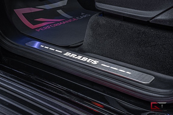 Mercedes-Benz G63 16 of 27
