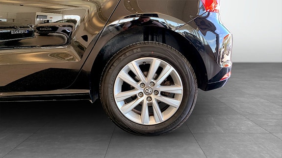 Volkswagen Polo 6 of 13