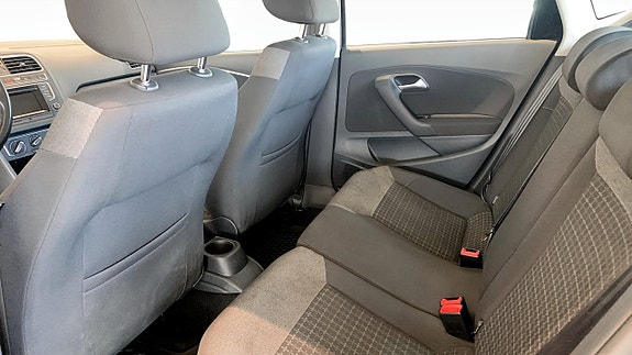 Volkswagen Polo 11 of 13