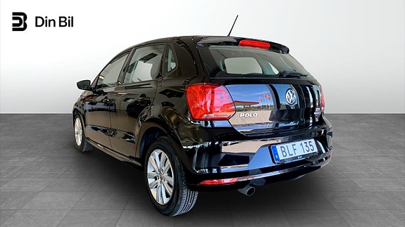 Volkswagen Polo 3 of 5