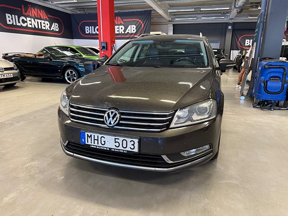 Volkswagen Passat 3 of 5